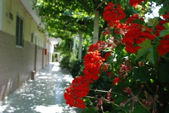 Manao Summer House * Τσιλιβί